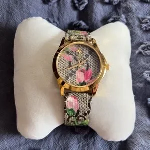 Here we have a beautiful Gucci watch, part of G-timeless collection. Gucci G-Timeless Planetarium Watches | aBlogtoWatch main image 3